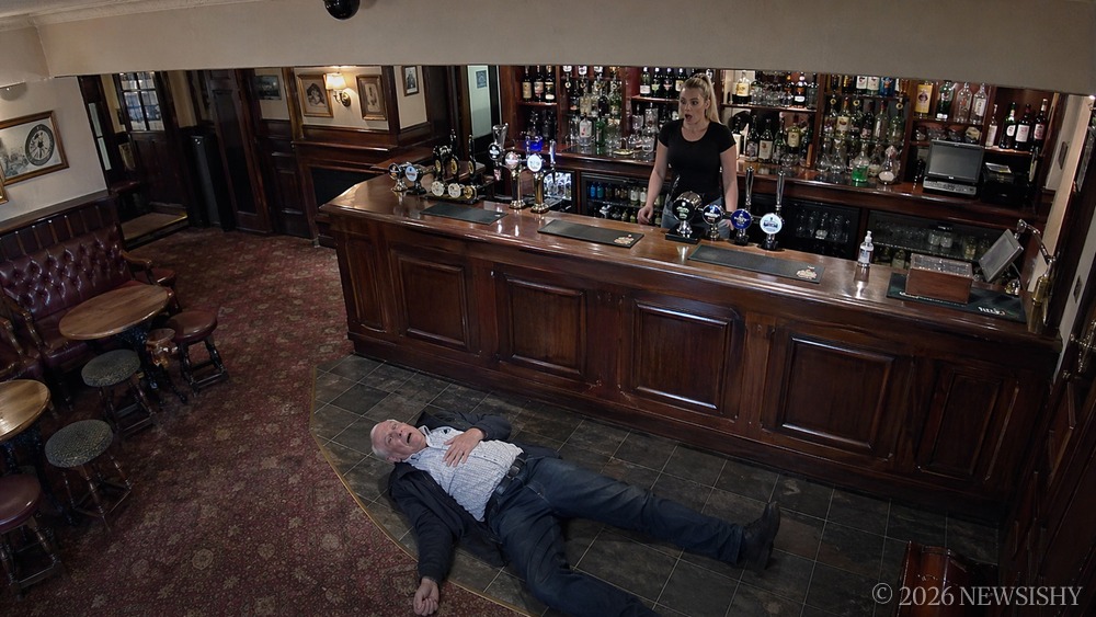Man Has Heart Attack After Ordering ‘The Usual’ And Barmaid Not Knowing It.
